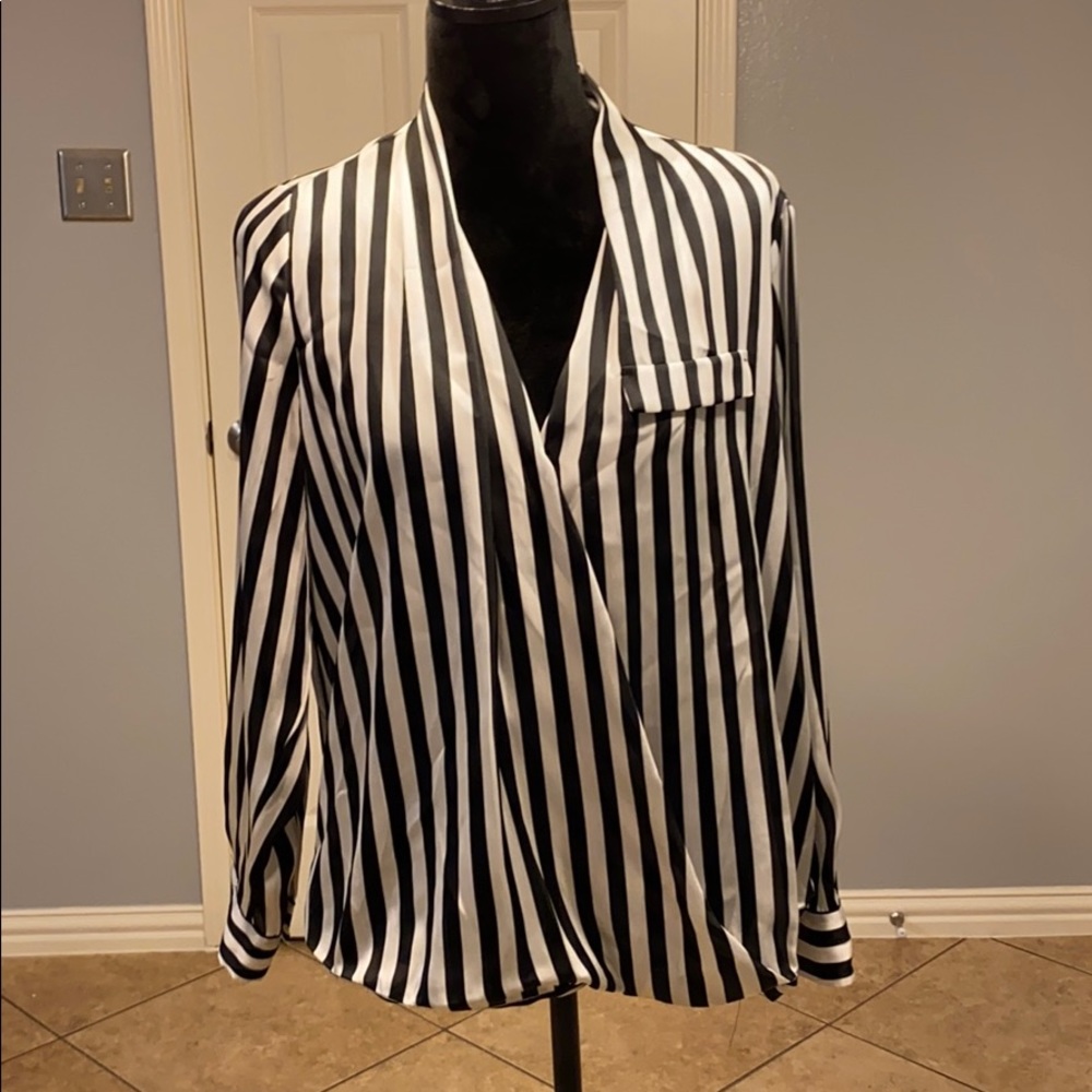 Vince Camuto Blouse